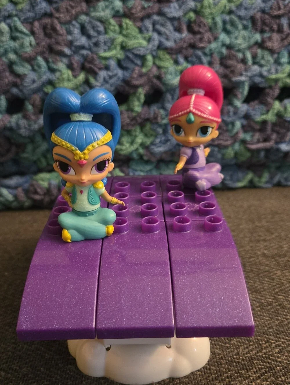 Mega Bloks Shimmer And Shine Magic Genie Carpet